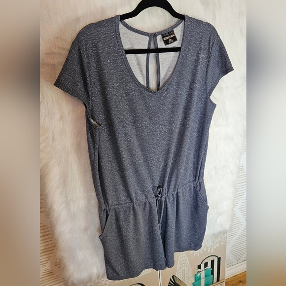 32° Cool Athleisure Heathered Grey Romper (NWOT) - Picture 2 of 6